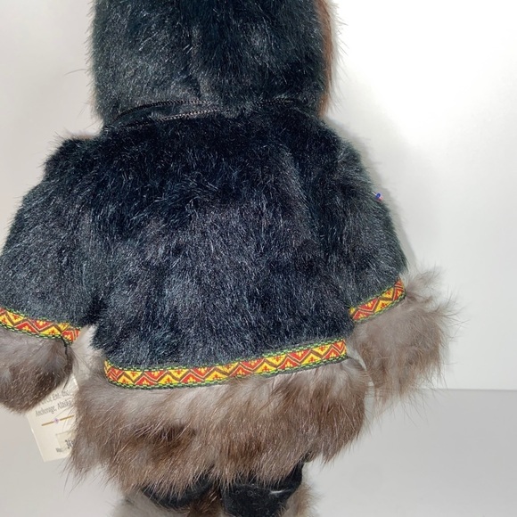 Alaskan Friends Genuine Porcelain Doll 12 “ Tall with Black Brown Fur Outfit. - Picture 6 of 10